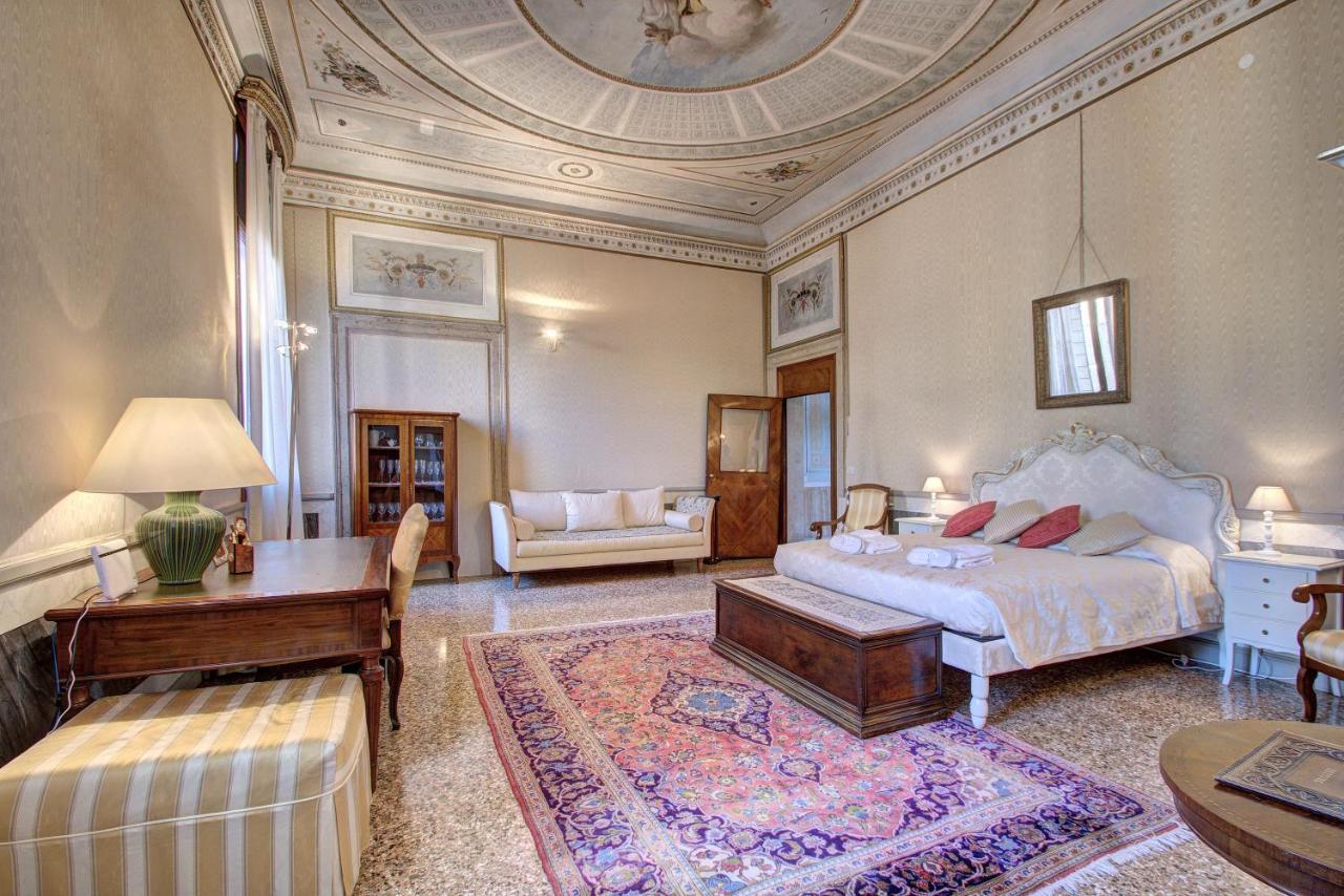 Doge Stair, Gorgeous - Bbc Venice Grand 2024 Tour Recorded Here! Exterior photo